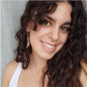 Graduada en Psicología, ofrezco clases particulares online para Primaria y ESO, ayudando con el aprendizaje y la organización.